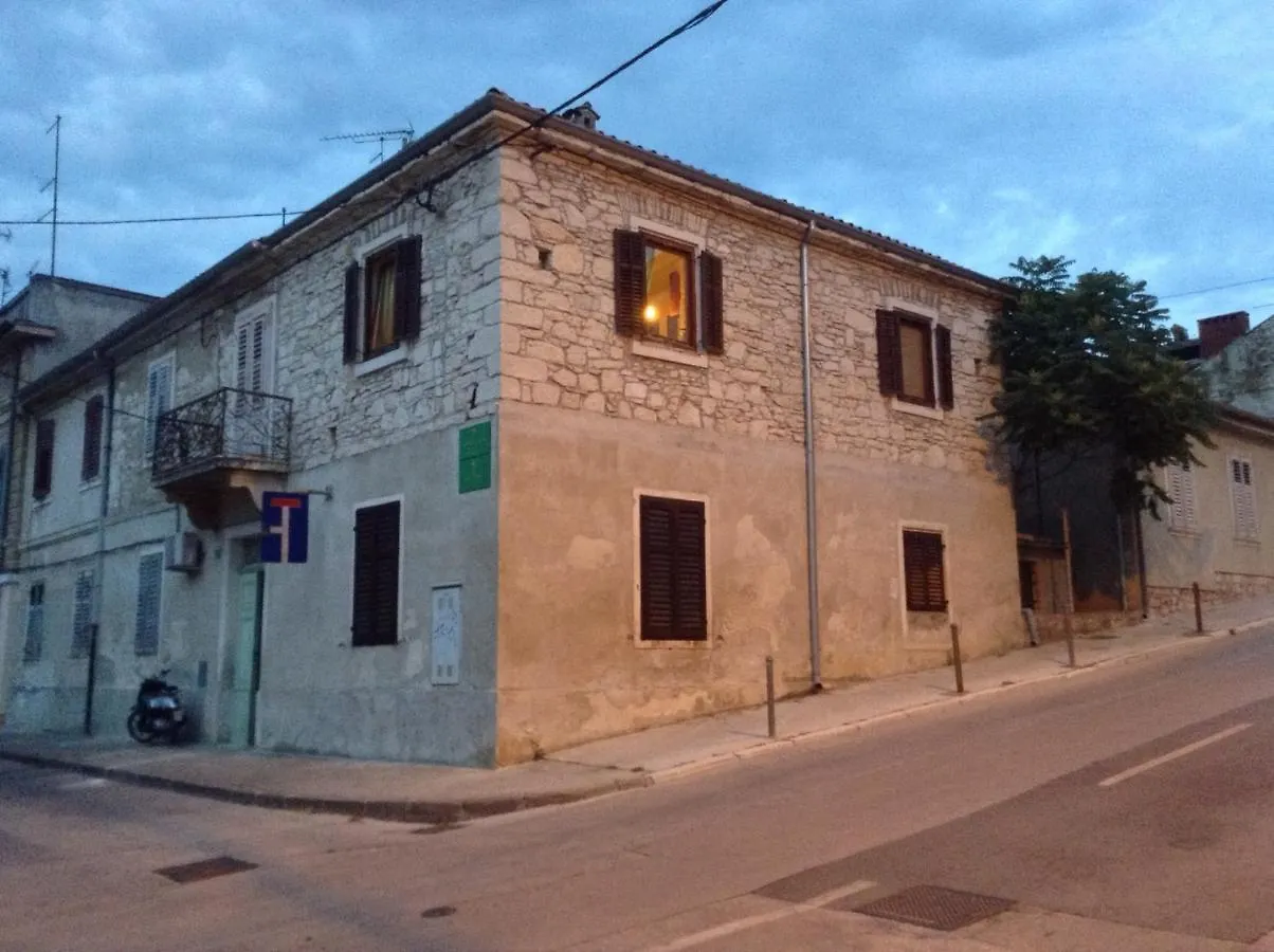 Apartments With Wifi Pula - 13162